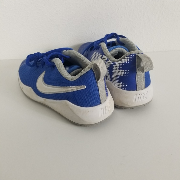 Nike Team Hustle Quick Basketball Shoes size 4Y - Picture 6 of 8